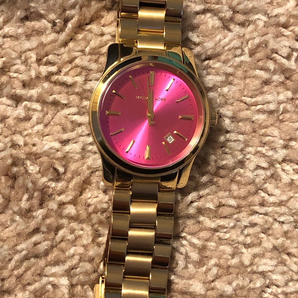 Michael Kors women’s MK5801 Runway Watch